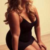 Erdemli'nin Büyülü Geceleri: 81 Kg, 160 cm, Kumral Güzeliyim!