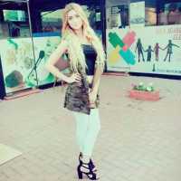 Erdemli'nin İnce Beli ve Kahverengi Gözlü Çekici Güzeli