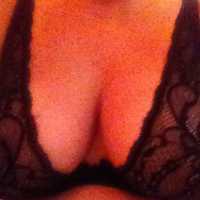 Yenişehir Escort Bayan Betül'den Hayatınızı Renklendirecek Hizmetler